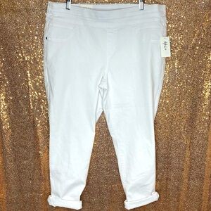 Style&co white pull on skinny rolled cuff pant
